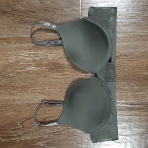 (34B) Tahari Metallic Padded Support Underwire Bra Intimates Dainty Essentials